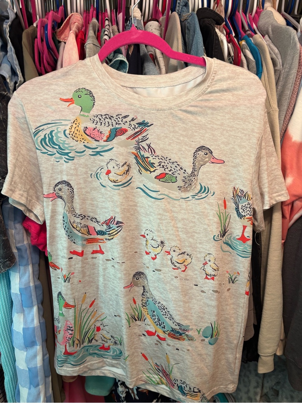 Women’s Short Sleeve Tee with Colorful Duck Print - Light Heather